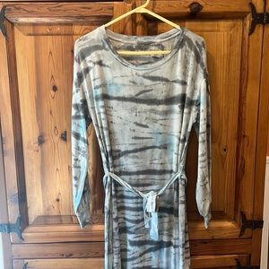 Dolan -Anthropologie Lightweight Long Sleeve Tie Dye MIDI Dress, Size Medium